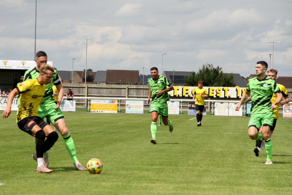 IMG 2426 resized | In pictures: Melksham 0 Forest Green 2