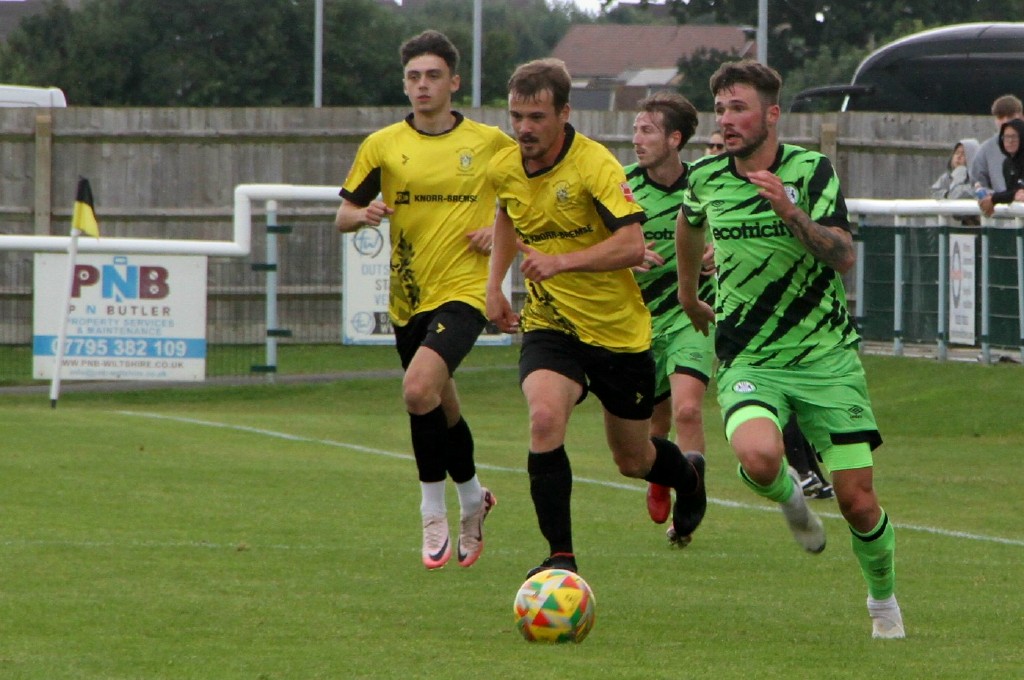 IMG 2483 resized | In pictures: Melksham 0 Forest Green 2