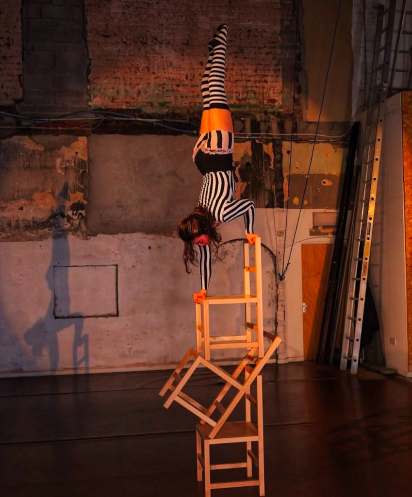Aimee Jones | Circus time with a twist at Cotswold Playhouse