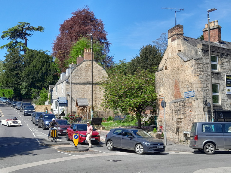 Traffic chaos continues to hit Nailsworth