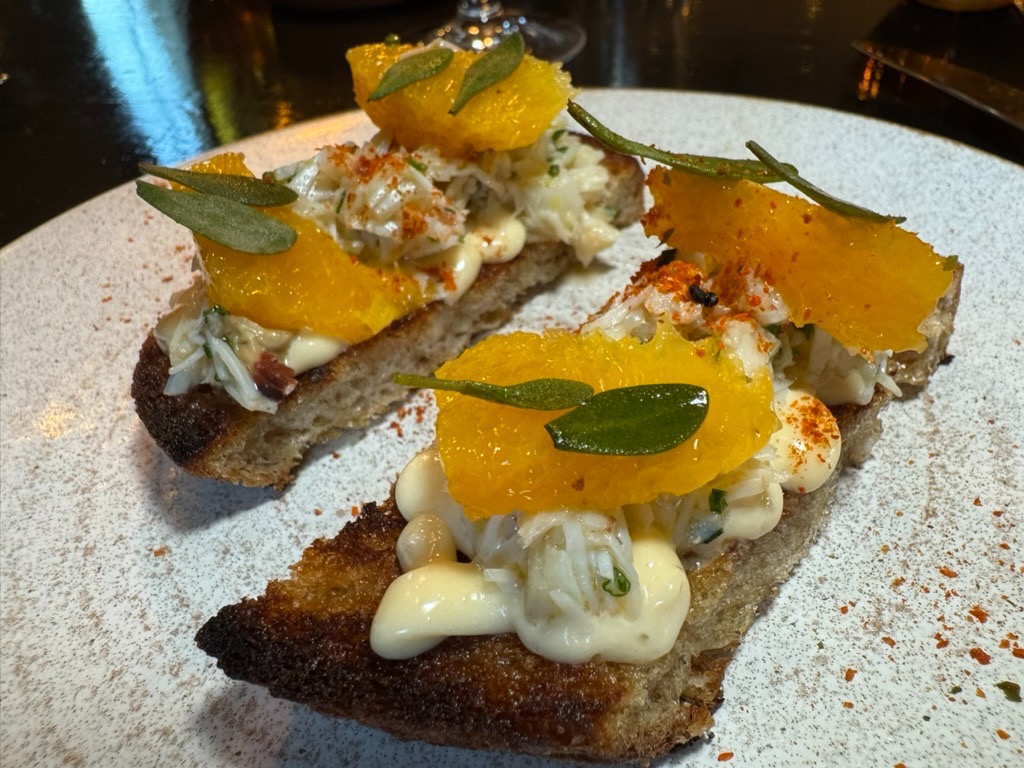 It’s tough being me sometimes. When my Editor Ash asked if I’d like to review the new menu ‘SAUCE’ at ‘The Painswick’ for Stroud Times, I leapt at the chance! The Painswick 4 | The Painswick: ‘Cotswoldy and relaxed, but not pretentious’ – restaurant review