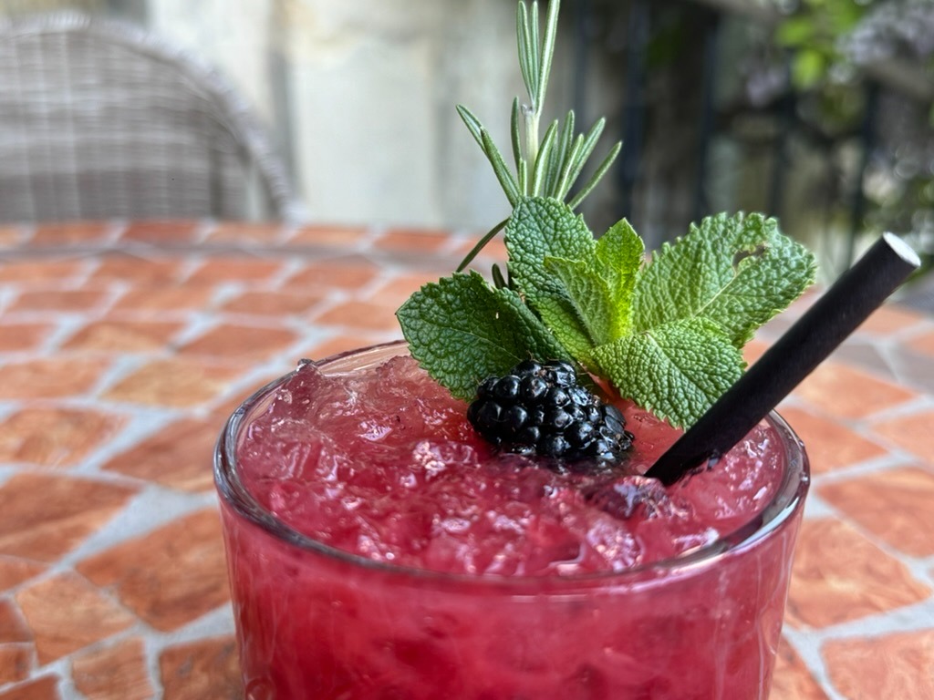 It’s tough being me sometimes. When my Editor Ash asked if I’d like to review the new menu ‘SAUCE’ at ‘The Painswick’ for Stroud Times, I leapt at the chance! The Painswick 6 | The Painswick: ‘Cotswoldy and relaxed, but not pretentious’ – restaurant review