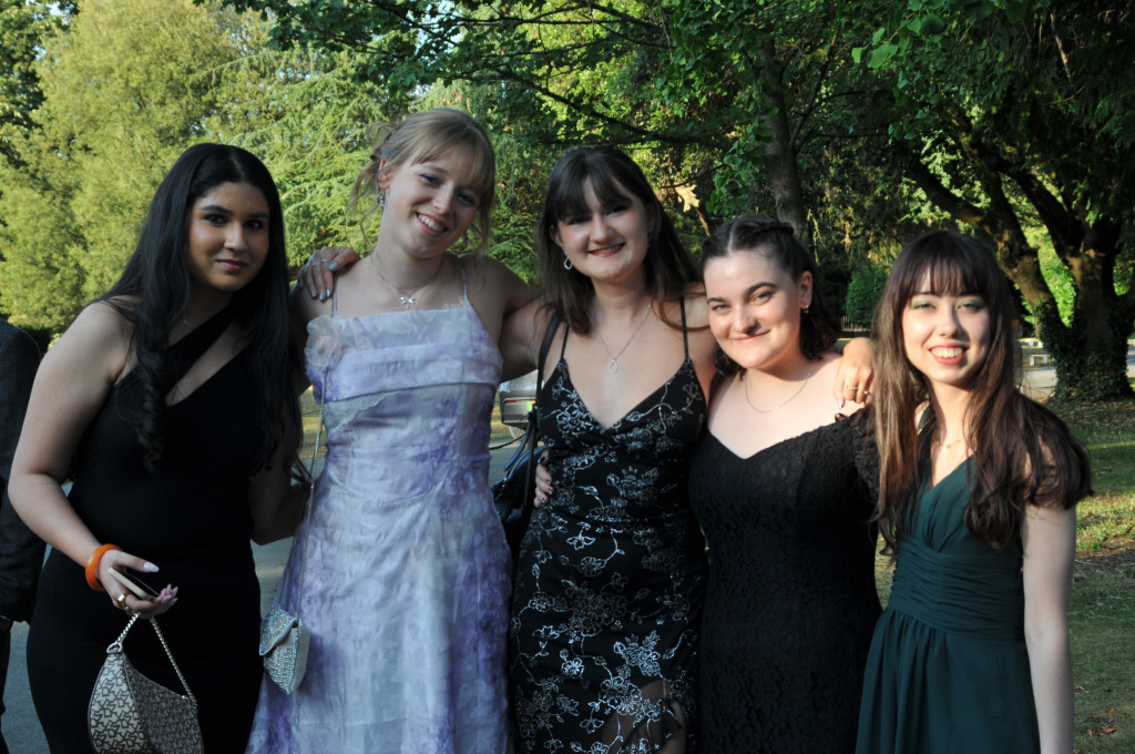 DSC 4930 | Sixth form students celebrate time at school with prom in the sun
