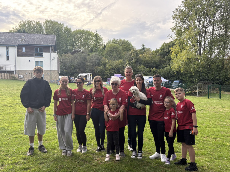 Hundreds join hospice’s walk and talk event